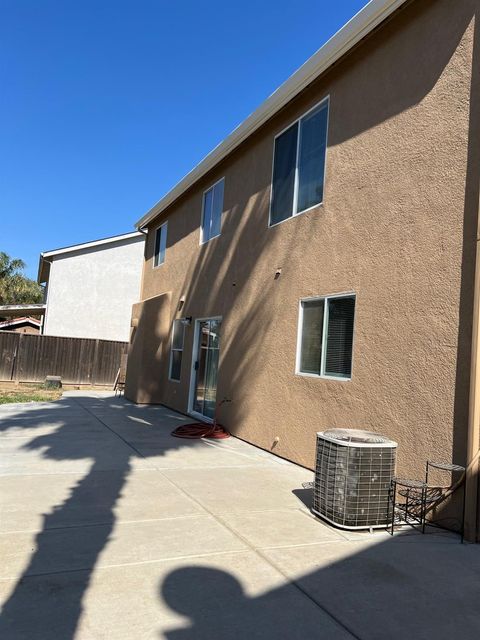 A home in Los Banos