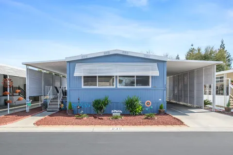 1001 Sylmar Ave Unit 230, Clovis, CA 93612 - MLS#: 627097