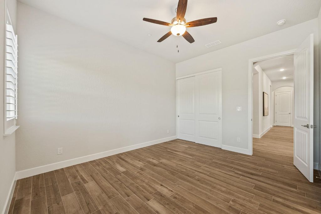 listing image 65