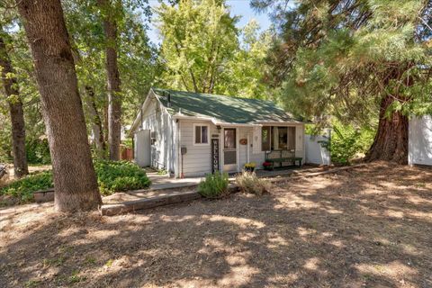 A home in Oakhurst