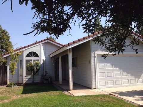 6022 N Mitre Avenue Fresno CA 93722