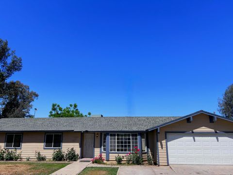 A home in Del Rey