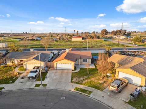 A home in Madera