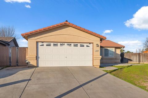 A home in Madera