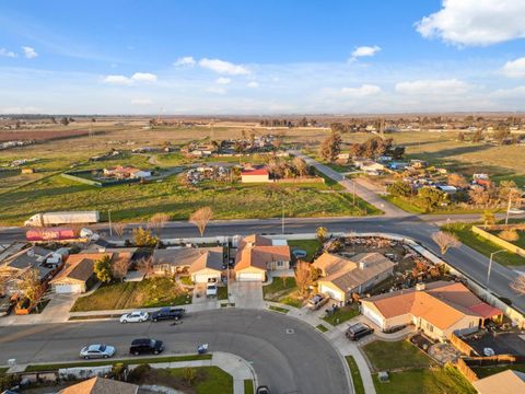 A home in Madera