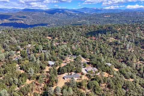 A home in Oakhurst