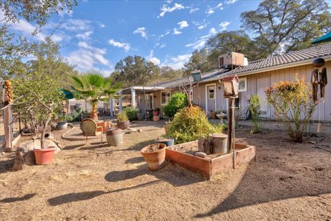 A home in Coarsegold