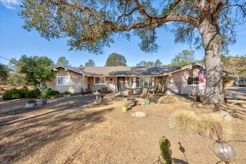 A home in Coarsegold