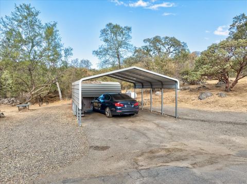 A home in Coarsegold