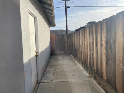 A home in Coalinga