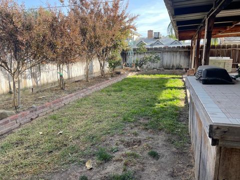 A home in Coalinga