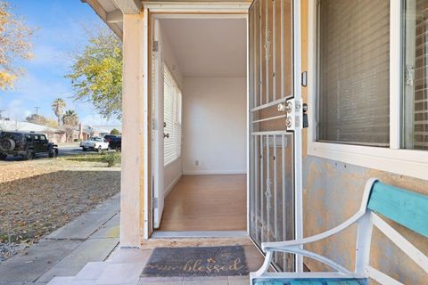 A home in Coalinga