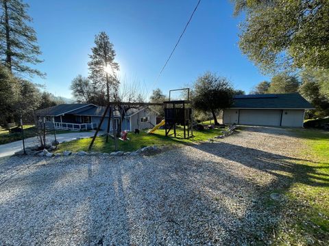 A home in Oakhurst