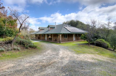 A home in Coarsegold