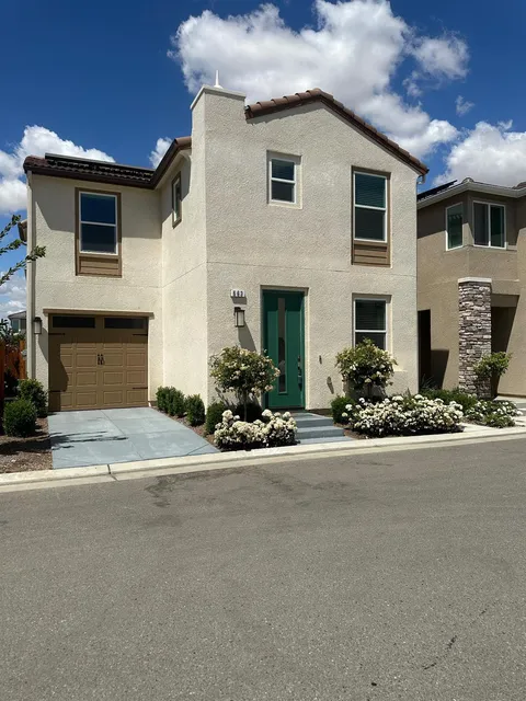 663 Farmhouse Lane, Clovis, CA 93619 - MLS#: 630329