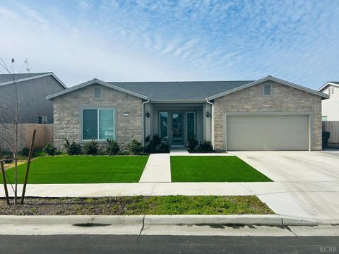 A home in Visalia