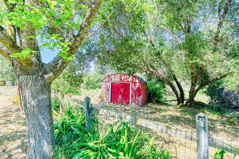 A home in Auberry