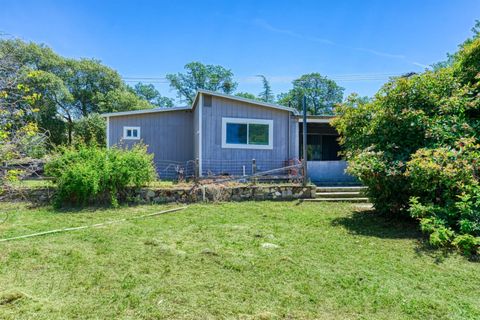 A home in Auberry