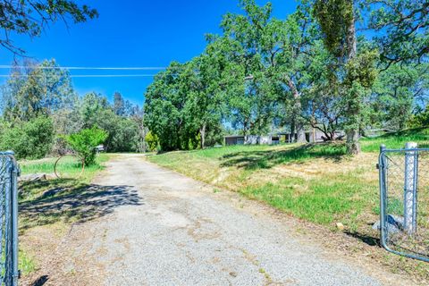 A home in Auberry