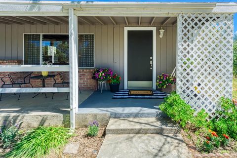 A home in Auberry