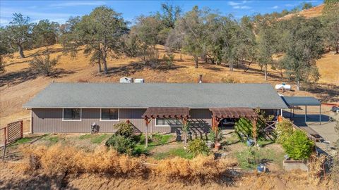 A home in Coarsegold