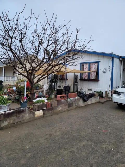 324 E Madera st, Avenal, CA 93204 - MLS#: 627024