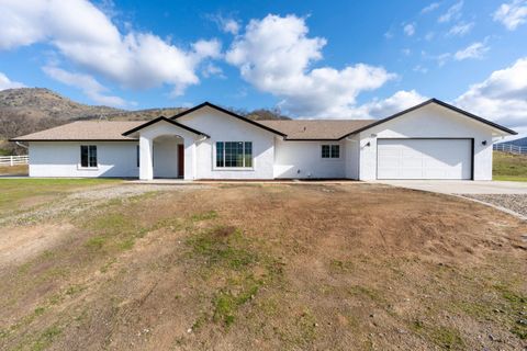 A home in Sanger