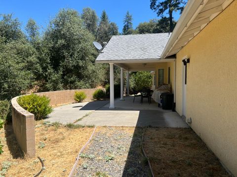 A home in Oakhurst