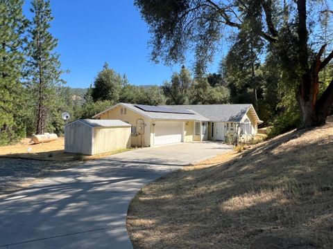 A home in Oakhurst