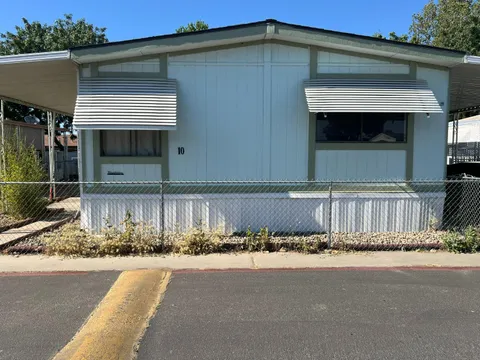 220 S Madera Avenue Unit SPC10, Kerman, CA 93630 - MLS#: 630162