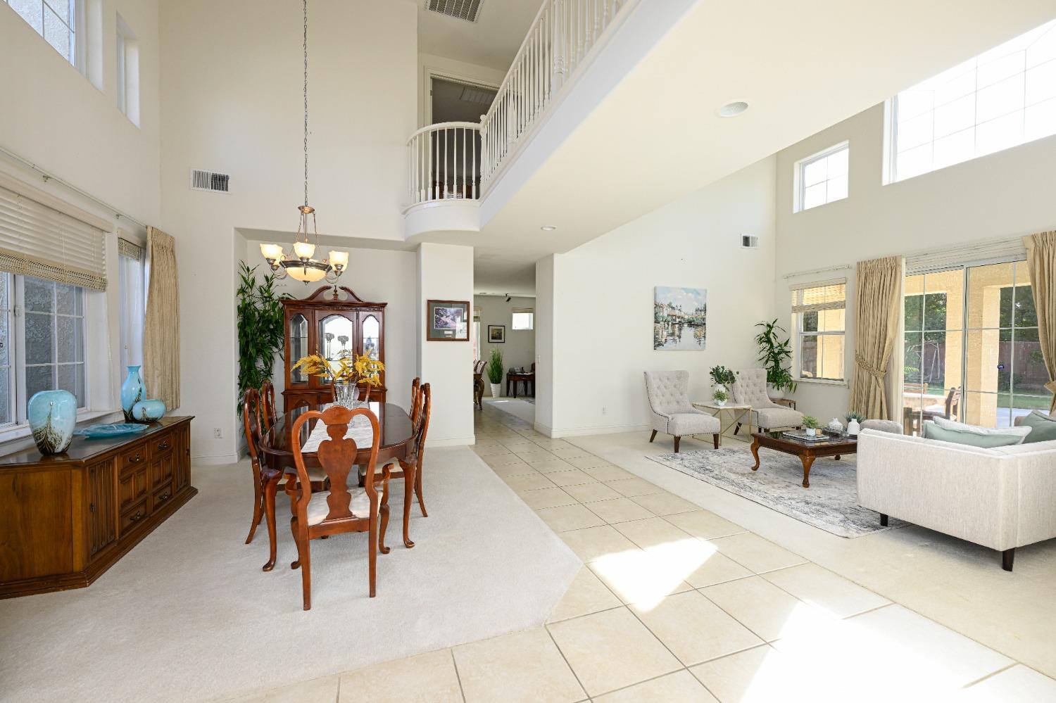 2809 E Omaha Avenue - Photo 3