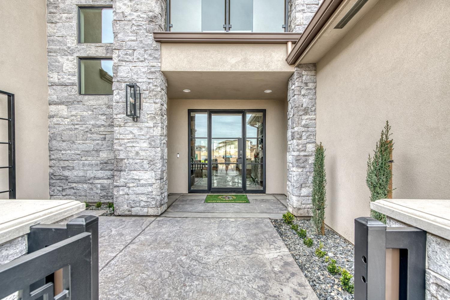 11417 N Portofino Drive