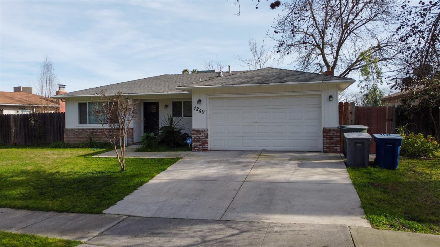 1840 Cheyenne Drive - Photo 2