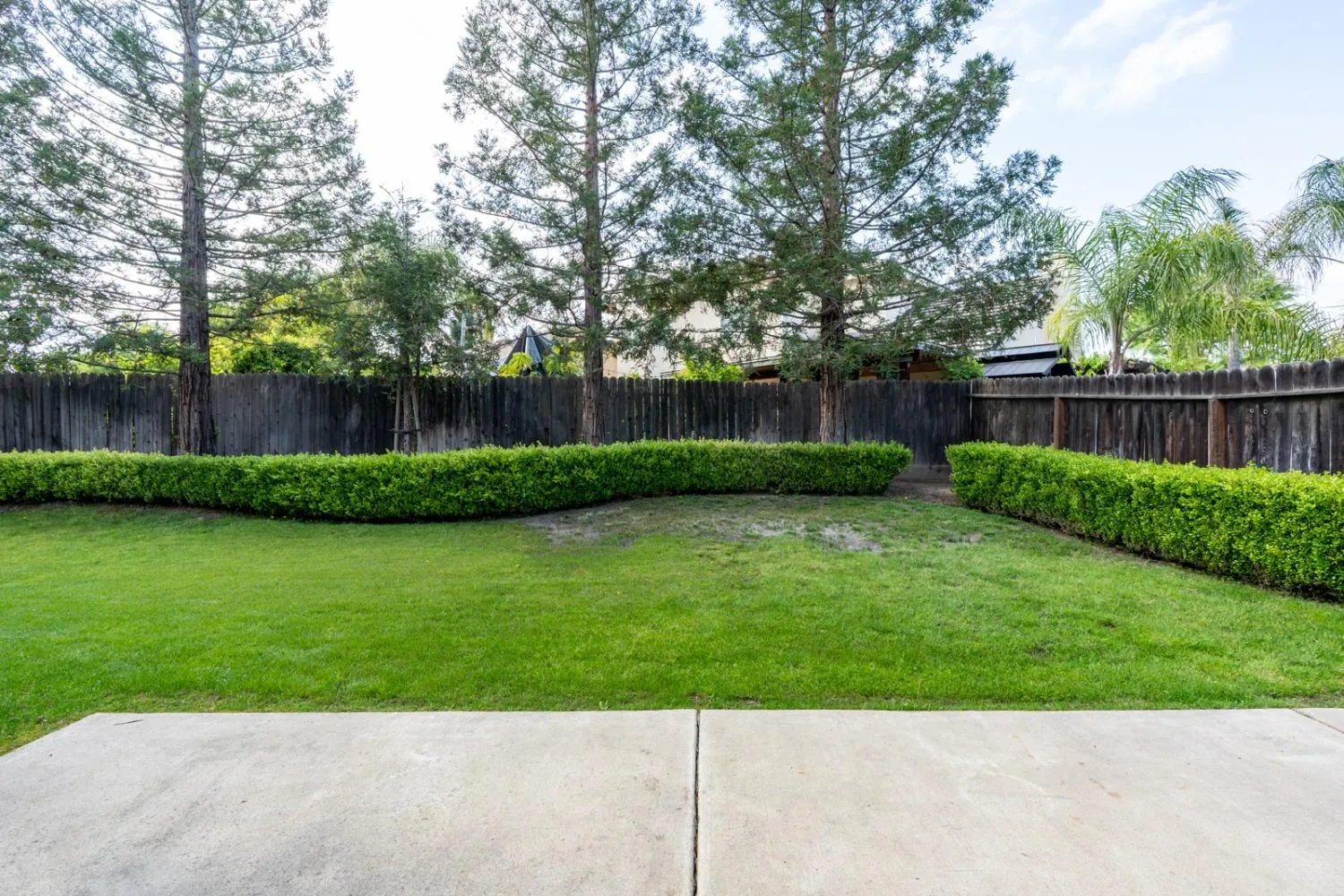 Fresno, California 93730, United States, 4 Bedrooms Bedrooms, ,3 BathroomsBathrooms,Residential,Active,131805