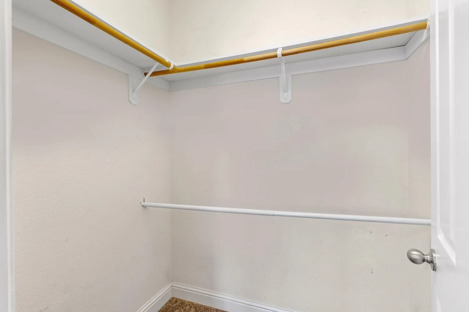 Fresno, California 93730, United States, 4 Bedrooms Bedrooms, ,3 BathroomsBathrooms,Residential,Active,131805