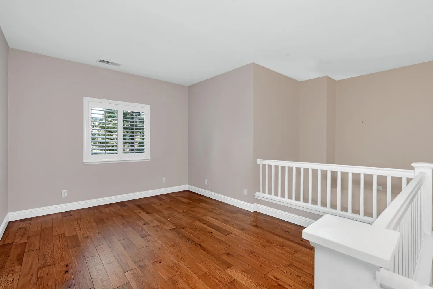 Fresno, California 93730, United States, 4 Bedrooms Bedrooms, ,3 BathroomsBathrooms,Residential,Active,131805