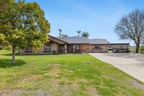 19853 Road 30 1\/2, Madera, CA 93638 - MLS#: 627682