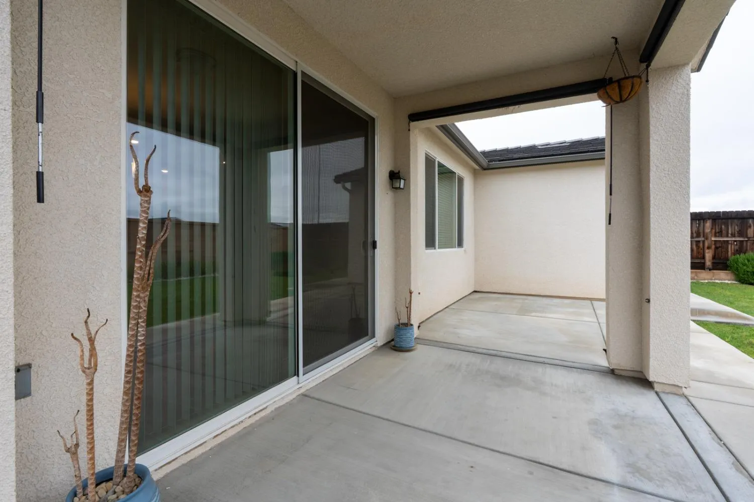 Clovis, California 93619, United States, 3 Bedrooms Bedrooms, ,2 BathroomsBathrooms,Residential,Active,103184