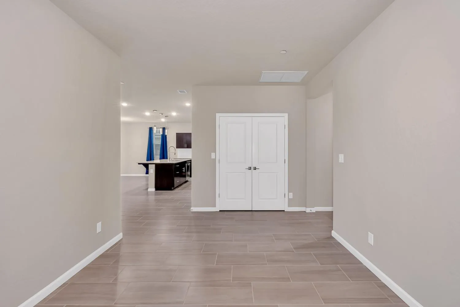 Clovis, California 93619, United States, 3 Bedrooms Bedrooms, ,2 BathroomsBathrooms,Residential,Active,103184