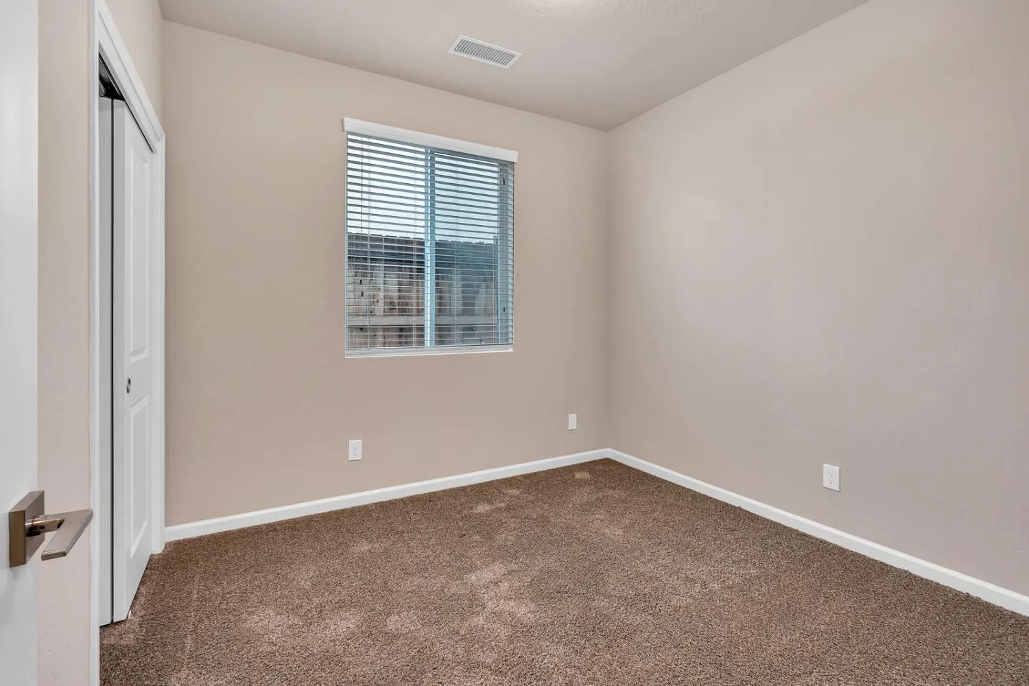 Clovis, California 93619, United States, 3 Bedrooms Bedrooms, ,2 BathroomsBathrooms,Residential,Active,103184