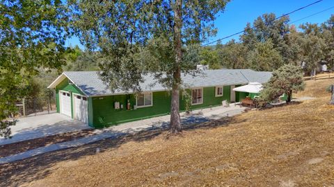 A home in Oakhurst