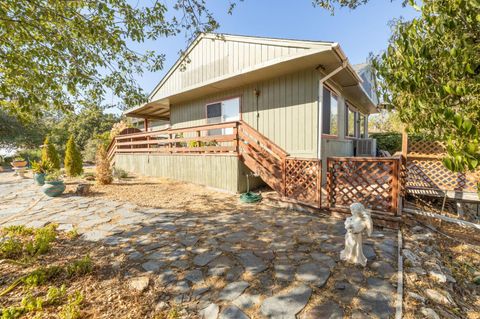 A home in Mariposa