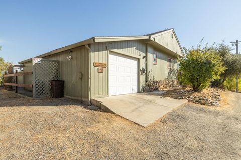 A home in Mariposa