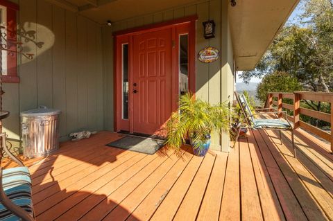 A home in Mariposa