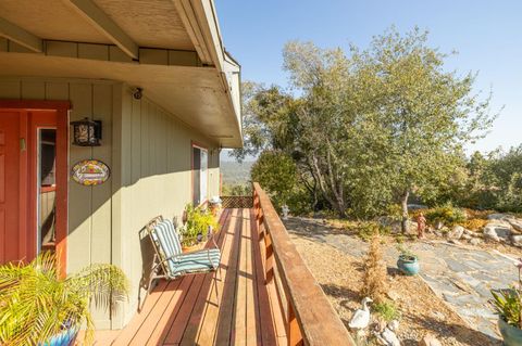 A home in Mariposa