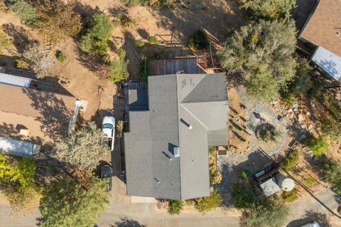 A home in Mariposa