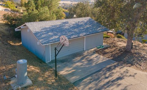 A home in Sanger