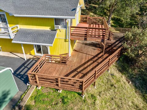 A home in Mariposa