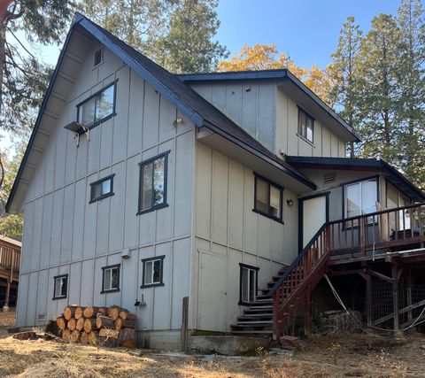 A home in Auberry