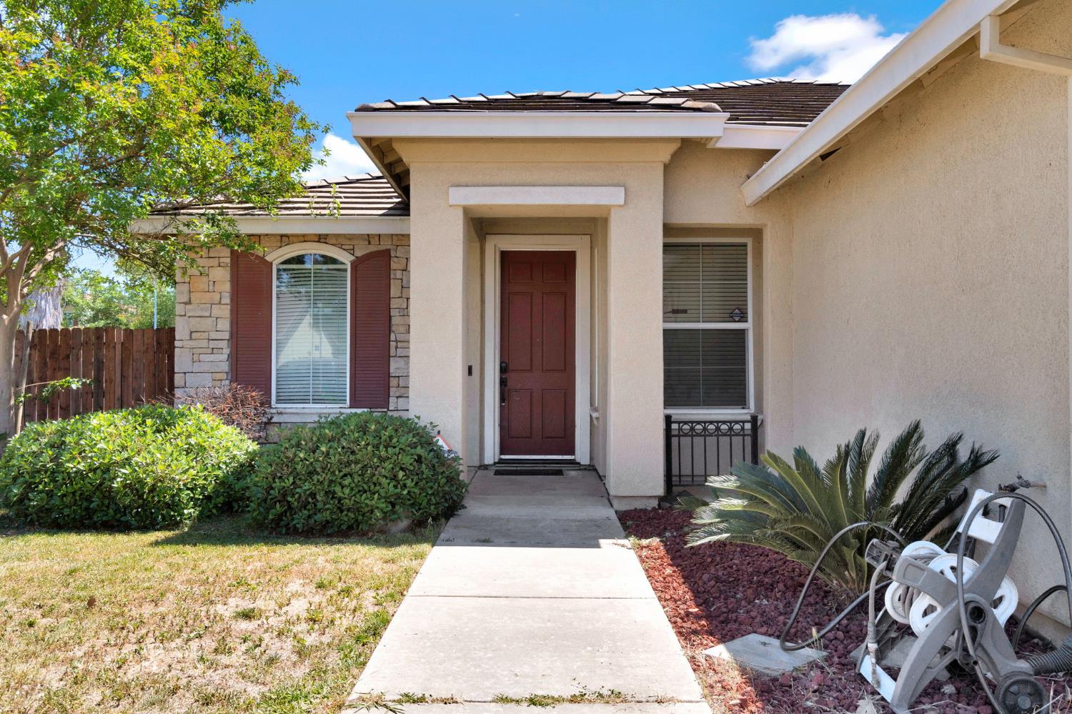 1060 San Jose Avenue - Photo 4